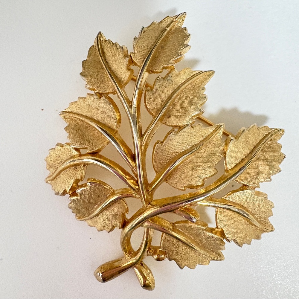 Vintage Trifari Gold brushed tone Leaf Brooch